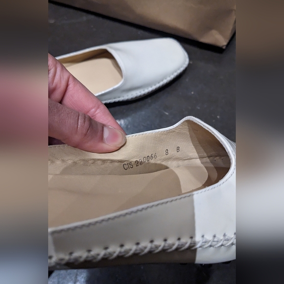 Stuart Weitzman White patent loafers - Picture 8 of 10